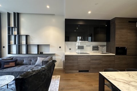 Condo à Watthana, Bangkok, Thaïlande, 2 chambres  № 172532 - photo 4