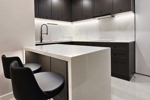 Кондоминиум с 3 спальнями в Клонг Тоэй, Бангкок, Таиланд № 163093 - фото 8