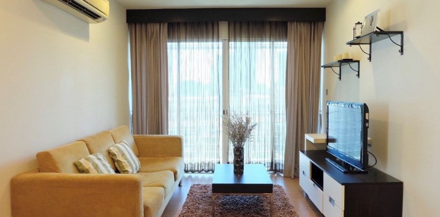 Кондоминиум с 2 спальнями в Чатучаке, Бангкок, Таиланд № 141032