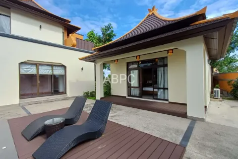 Casa de 5 dormitorios en Pattaya, Tailandia № 211060 - foto 8