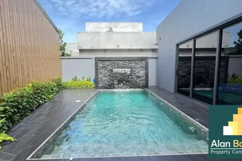 Casa de 3 dormitorios en Pattaya, Tailandia № 211058 - foto 16