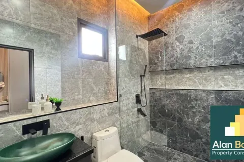 Casa de 3 dormitorios en Pattaya, Tailandia № 211058 - foto 10