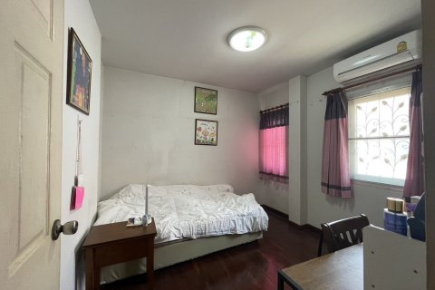 House in Thawi Watthana, Bangkok, Thailand 4 bedrooms № 141505 - photo 6