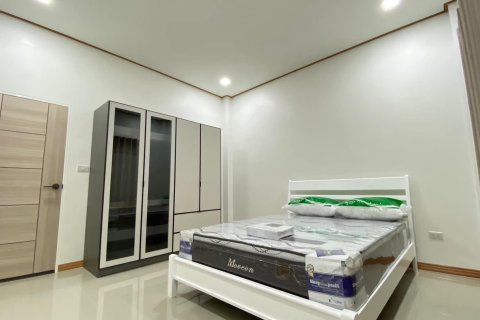 House in Hua Hin, Thailand 3 bedrooms № 141494 - photo 4