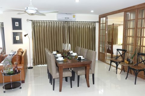 Condo in Chiang Mai, Thailand, 3 bedrooms  № 169280 - photo 7
