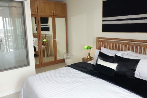 Condo in Chiang Mai, Thailand, 3 bedrooms  № 169280 - photo 13