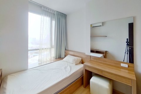 Condo in Sathon, Bangkok, Thailand, 2 bedrooms  № 169278 - photo 4