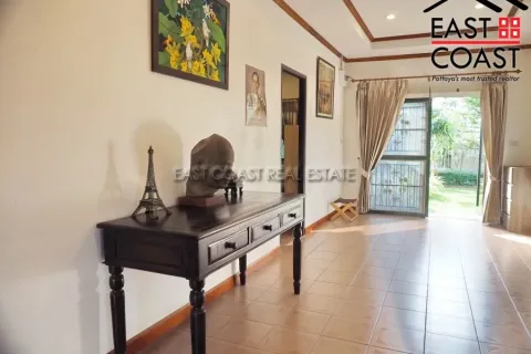 Casa de 2 dormitorios en Pattaya, Tailandia № 213631 - foto 6