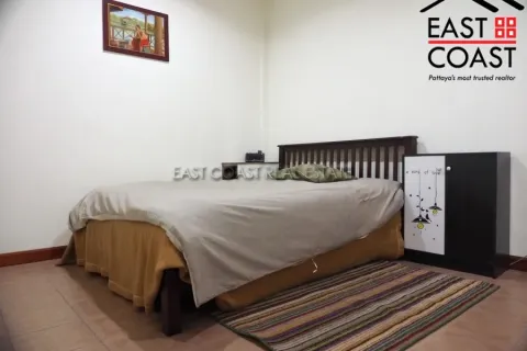 Casa de 2 dormitorios en Pattaya, Tailandia № 213631 - foto 11