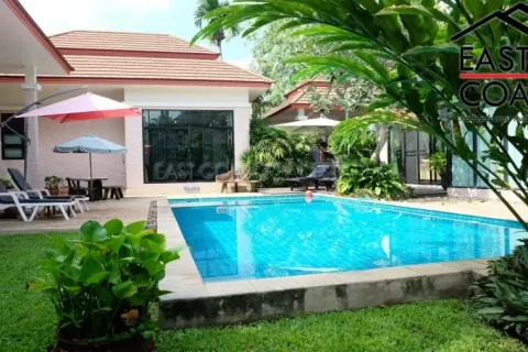 Casa de 3 dormitorios en Pattaya, Tailandia № 213627 - foto 3