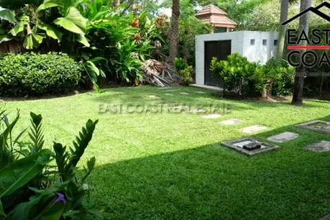 Casa de 3 dormitorios en Pattaya, Tailandia № 213627 - foto 8