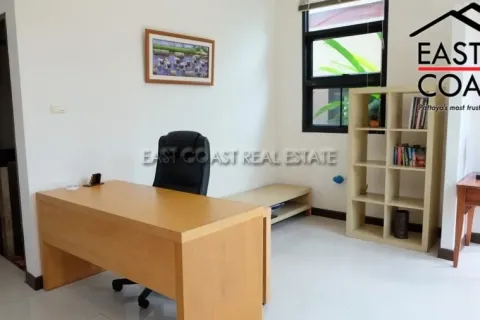 Casa de 3 dormitorios en Pattaya, Tailandia № 213627 - foto 12