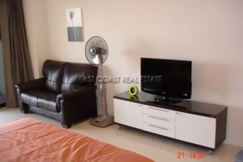 Estudio en el condominio en Pattaya, Tailandia № 213632 - foto 2