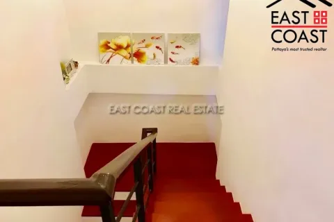 Casa de 3 dormitorios en Pattaya, Tailandia № 213628 - foto 9