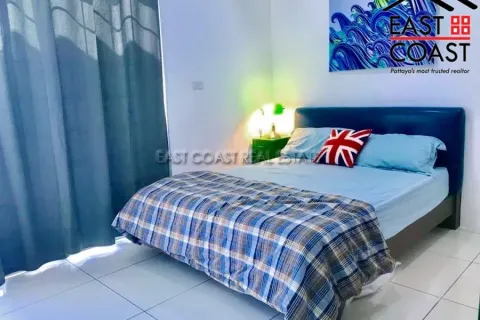 Casa de 3 dormitorios en Pattaya, Tailandia № 213628 - foto 6