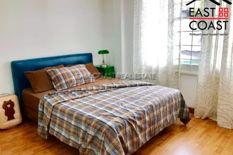 Casa de 3 dormitorios en Pattaya, Tailandia № 213628 - foto 7
