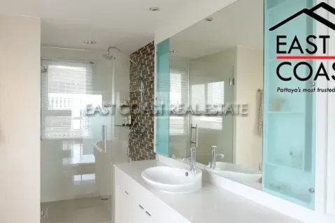 Condominio de 3 dormitorios en Pattaya, Tailandia № 213633 - foto 9