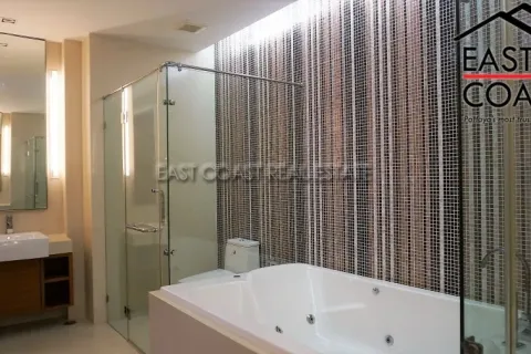 Condominio de 2 dormitorios en Pattaya, Tailandia № 213630 - foto 12
