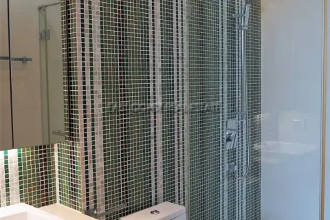 Condominio de 2 dormitorios en Pattaya, Tailandia № 213630 - foto 19