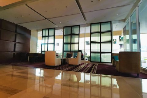 Condo in Bangkok, Thailand, 3 bedrooms  № 180880 - photo 16