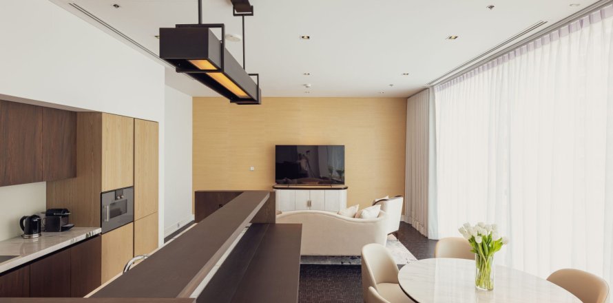 Condo in Bangkok, Thailand, 3 bedrooms  № 180881