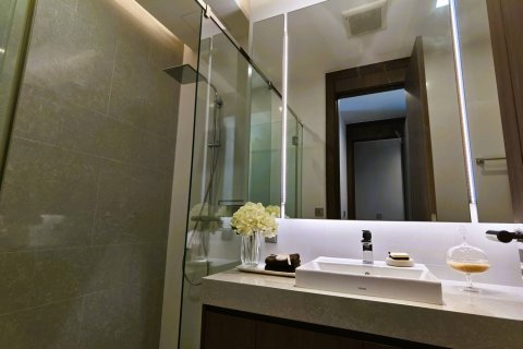 Condo in Bangkok, Thailand, 3 bedrooms  № 180877 - photo 12
