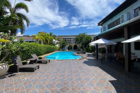 Villa in Hua Hin, Thailand 6 bedrooms № 168349 - photo 5