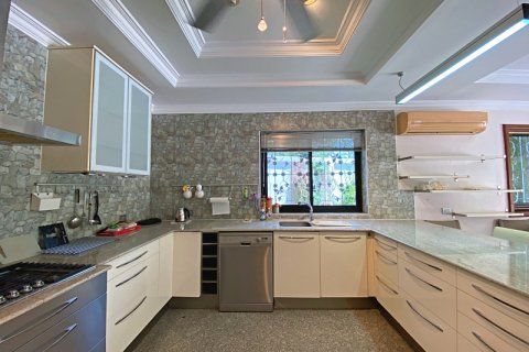 Вилла в Хуа Хине, Таиланд с 3 спальнями  № 168352 - фото 13