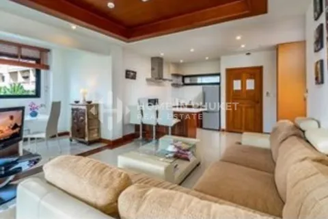 Condo in Phuket, Thailand, 2 bedrooms № 209548 - photo 2