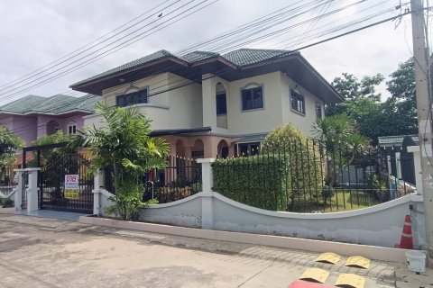 Дом в Накхонсаване, Таиланд с 3 спальнями  № 157981 - фото 2