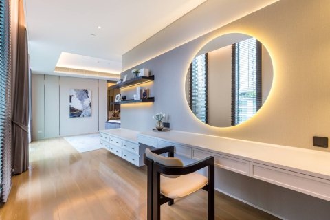 Condo in Bangkok, Thailand, 2 bedrooms  № 180853 - photo 29