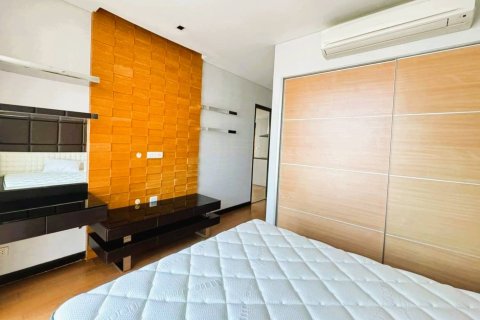 Condo à Bangkok, Thaïlande, 3 chambres  № 180852 - photo 12