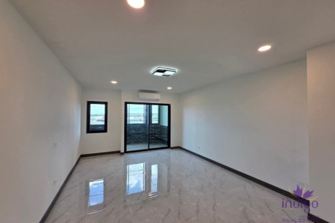 Condo in Saraphi, Thailand, 1 bedroom № 205573 - photo 3