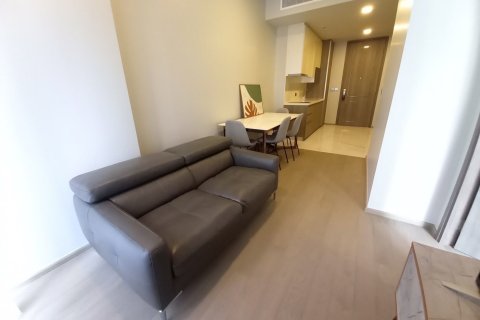 Studio dans le Condo à Watthana, Bangkok, Thaïlande  № 171894