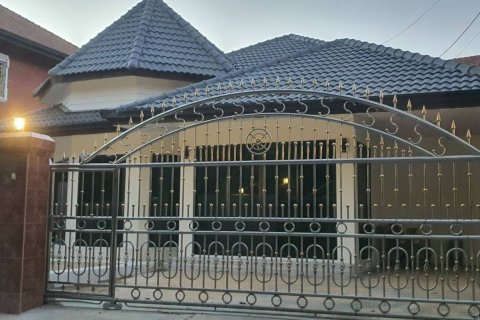 Villa in Pattaya, Thailand 3 bedrooms № 171893