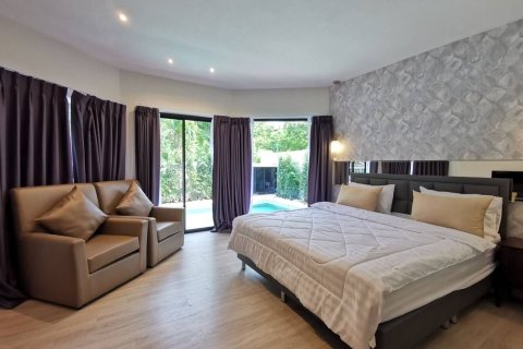 Villa in Pattaya, Thailand 3 bedrooms № 171893 - photo 8