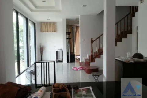 Haus in Prawet, Bangkok, Thailand 4 Schlafzimmer № 216255 - Foto 2