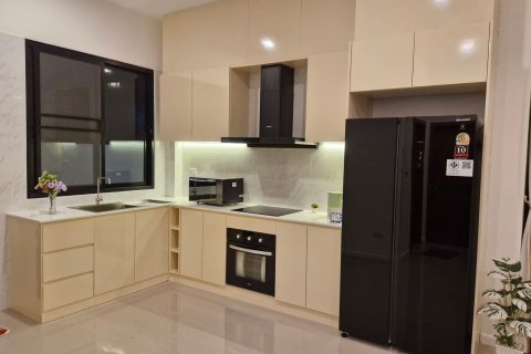 Villa à Pattaya, Thaïlande 4 chambres № 137901 - photo 4