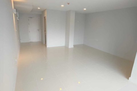 Studio dans le Condo à Phuket, Thaïlande  № 141463 - photo 10