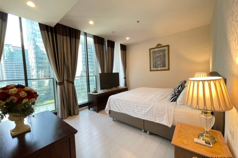 Condo in Bangkok, Thailand, 2 bedrooms № 185300 - photo 2
