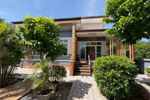 Maison à Yang Talat, Thaïlande 3 chambres № 149952 - photo 19