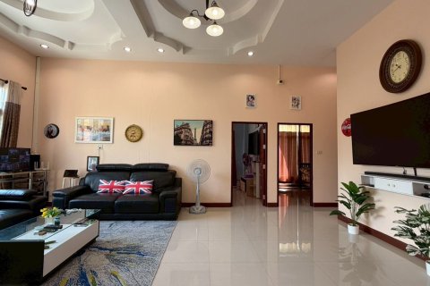 Maison à Yang Talat, Thaïlande 3 chambres № 149952 - photo 8