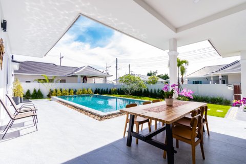Villa in Hua Hin, Thailand 3 Schlafzimmer № 221948 - Foto 4