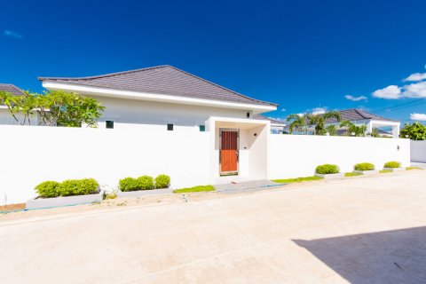 Villa in Hua Hin, Thailand 4 Schlafzimmer № 221949 - Foto 16