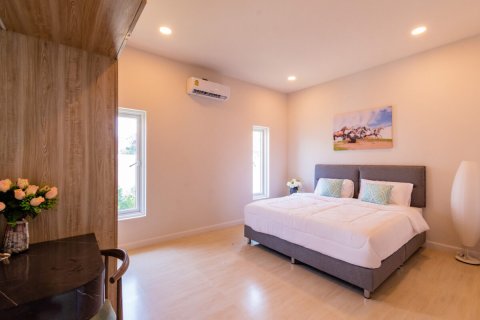 Villa in Hua Hin, Thailand 4 Schlafzimmer № 221949 - Foto 27