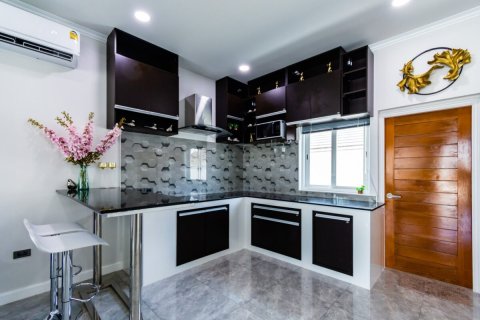 Villa in Hua Hin, Thailand 3 Schlafzimmer № 221952 - Foto 11