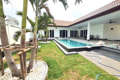 Villa in Pran Buri, Thailand 3 Schlafzimmer № 221950 - Foto 3