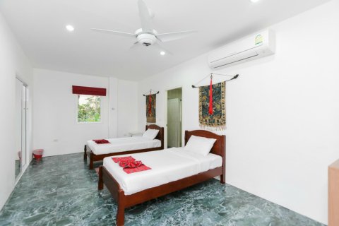 Villa in Chalong, Thailand 9 Schlafzimmer № 223246 - Foto 30