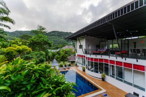 Villa in Chalong, Thailand 9 Schlafzimmer № 223246 - Foto 4