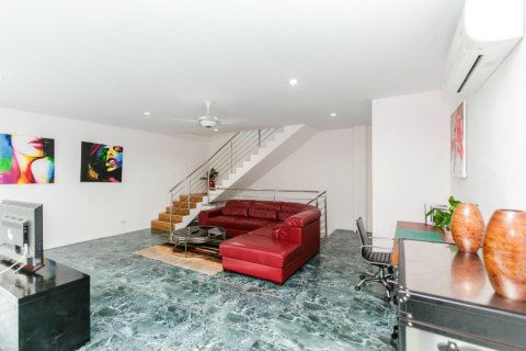 Villa in Chalong, Thailand 9 Schlafzimmer № 223246 - Foto 25